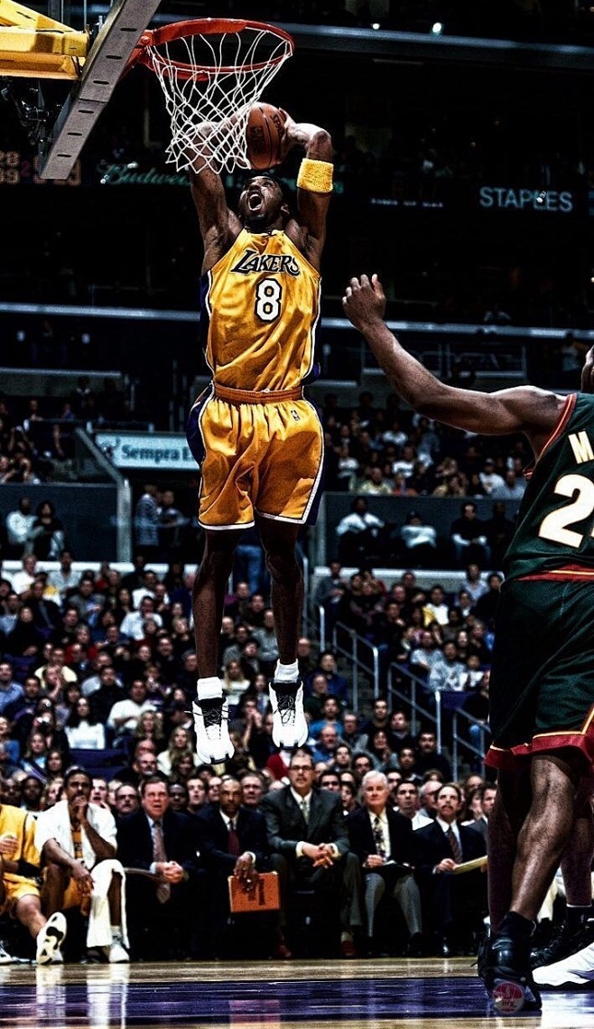 悬念往往被 悬念往往被