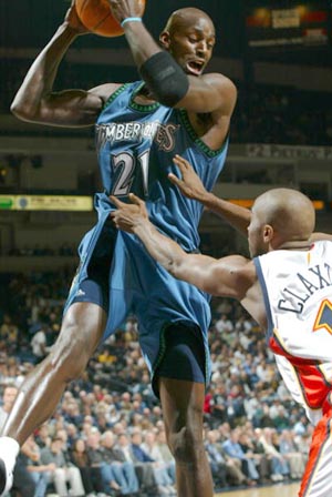 终场前的决 终场前的决